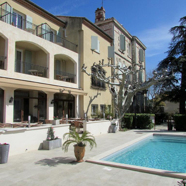 Отель Le Castelet Des Alpilles Сен-Реми-де-Прованс Экстерьер фото